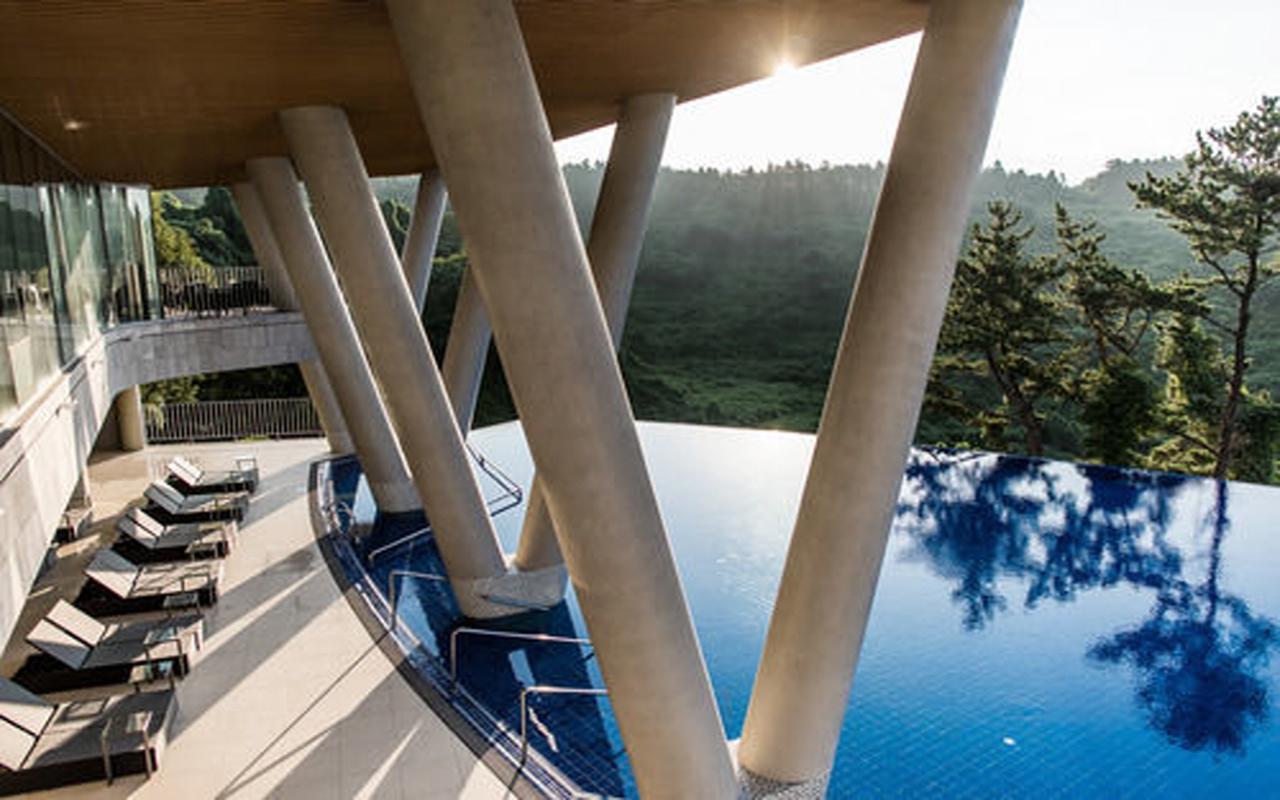 Hidden Cliff Hotel And Nature Seogwipo Esterno foto